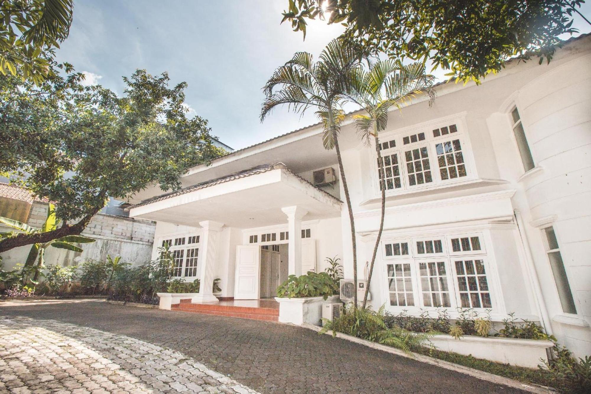 Capital O 332 Residence G17 Kemang Jakarta Exterior foto